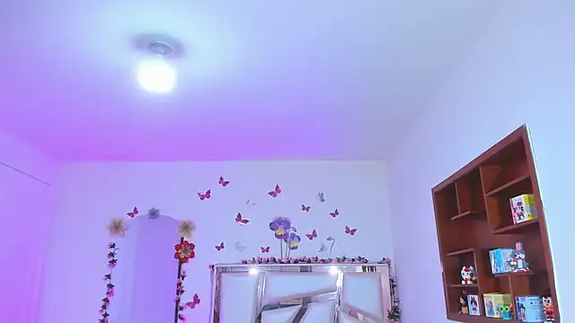 perlabeautiful online show from November 28, 12:08 pm