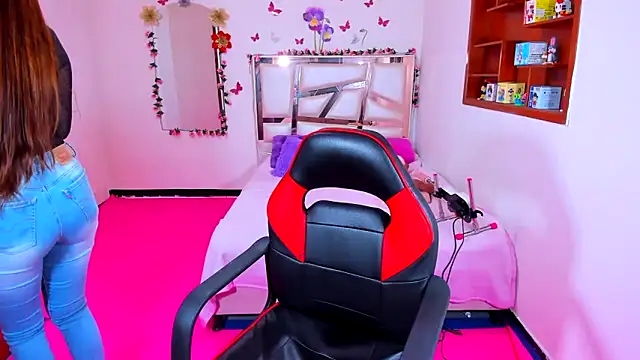 perlabeautiful online show from February 28, 12:44 am