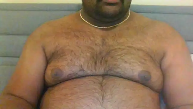 Snapshot of indianbearbot chatting on January 10, 8:15 pm indianbearbot online show from January 10, 8:15 pm