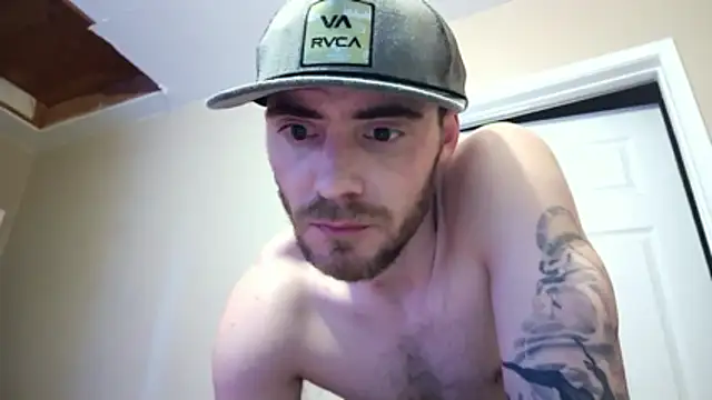 Huntzg23 online show from February 24, 8:12 am