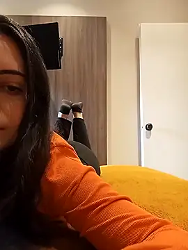 Snapshot of Eleni_Pappa chatting on February 10, 11:57 am Eleni Pappa online show from February 10, 11:57 am