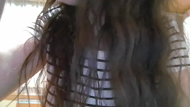 Snapshot of Eleni_Pappa chatting on May 12, 11:57 pm Eleni Pappa online show from May 12, 11:57 pm
