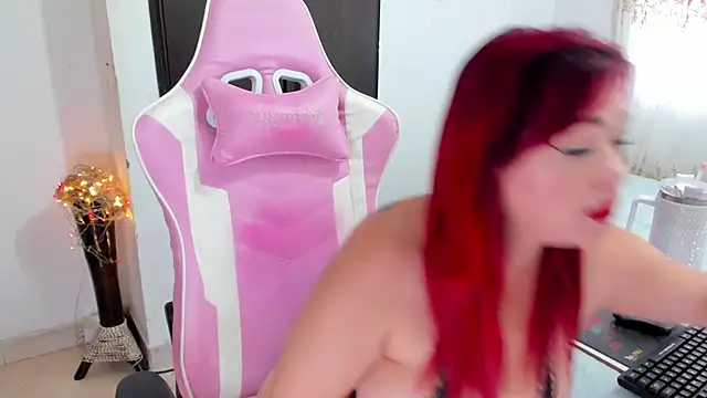 sexyhot 2024 online show from December 23, 4:39 pm