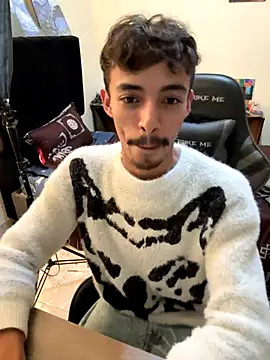 twink latino5 online show from November 3, 2:02 am