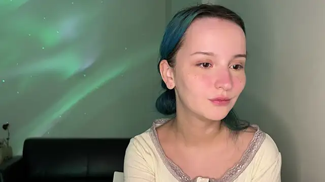 bumble bee online show from December 26, 12:38 pm