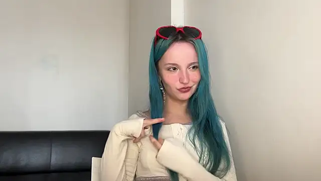 bumble bee online show from January 16, 8:54 am