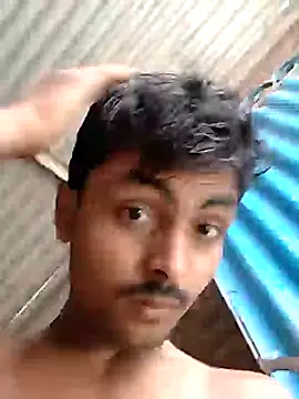 Snapshot of Suraj223kumar chatting on September 22, 5:31 am Suraj223kumar online show from September 22, 5:31 am