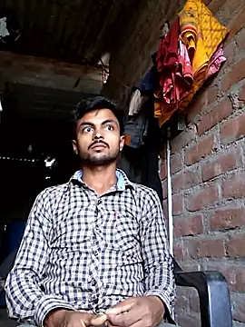 Snapshot of Suraj223kumar chatting on June 7, 1:10 am Suraj223kumar online show from June 7, 1:10 am