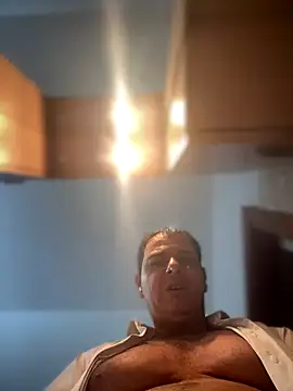 SecretlyDD online show from November 17, 9:26 am