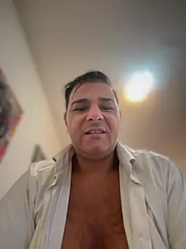 SecretlyDD online show from February 15, 4:47 pm