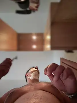 SecretlyDD online show from April 7, 10:05 am