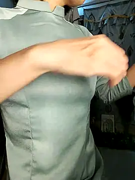 Lucy limon online show from October 3, 8:33 am