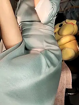 Snapshot of Lucy_limon chatting on December 18, 9:10 pm Lucy limon online show from December 18, 9:10 pm