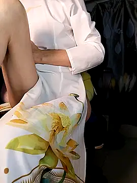 Snapshot of Lucy_limon chatting on February 8, 10:13 pm Lucy limon online show from February 8, 10:13 pm