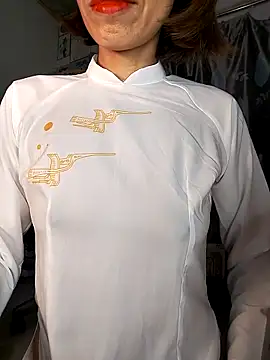 Snapshot of Lucy_limon chatting on February 12, 7:53 pm Lucy limon online show from February 12, 7:53 pm