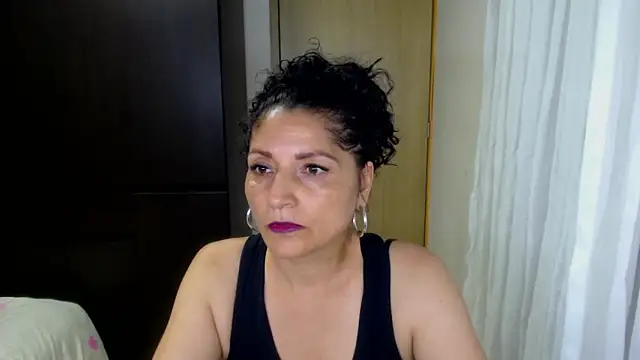 arianna ros3 online show from April 8, 2:00 am