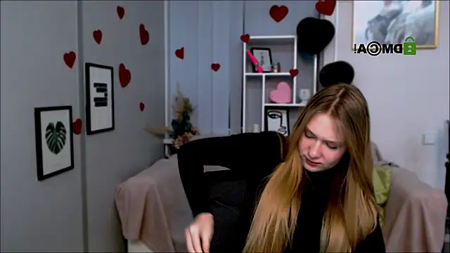 playful sophie online show from February 23, 6:34 pm