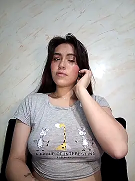 Snapshot of eriika_deep_ chatting on May 2, 4:39 am eriika deep online show from May 2, 4:39 am