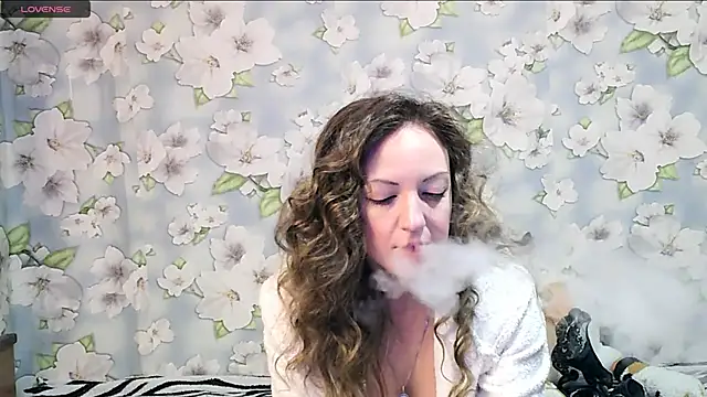 KattyLuuu online show from February 23, 3:24 am