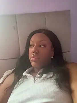 LavenderBuxton online show from December 28, 12:24 pm