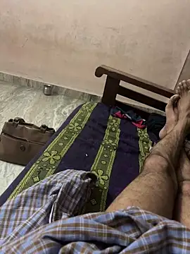 Snapshot of Indiancockmilk chatting on January 31, 4:59 pm Indiancockmilk online show from January 31, 4:59 pm