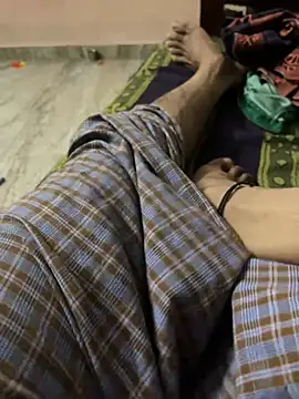 Snapshot of Indiancockmilk chatting on February 1, 7:23 pm Indiancockmilk online show from February 1, 7:23 pm