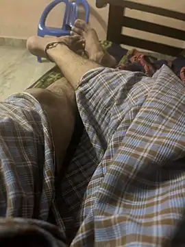 Snapshot of Indiancockmilk chatting on February 2, 6:10 pm Indiancockmilk online show from February 2, 6:10 pm