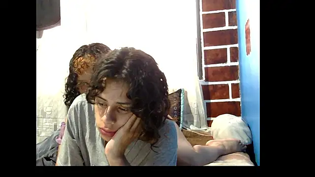 Snapshot of HotCakesuwu chatting on February 9, 10:54 pm HotCakesuwu online show from February 9, 10:54 pm
