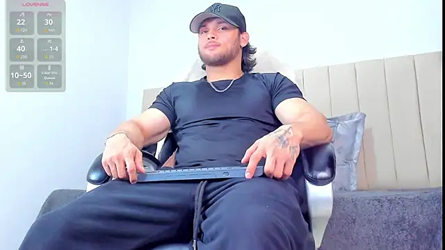 jeicob gagnon online show from April 14, 8:20 am