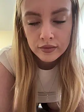 AzallandRoom online show from April 13, 8:53 am