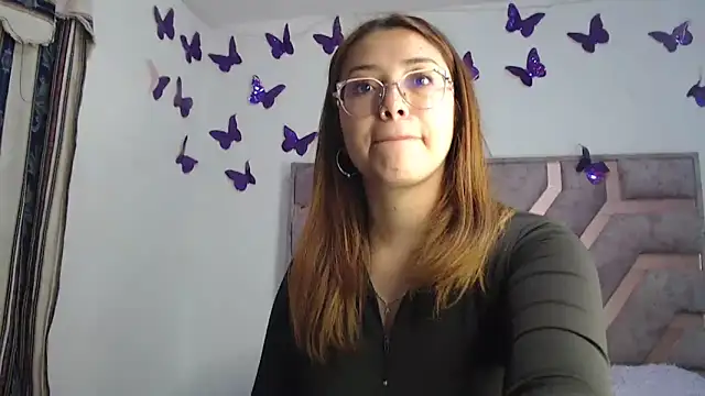 Snapshot of Anny_Fox- chatting on April 26, 3:48 am Anny Fox- online show from April 26, 3:48 am
