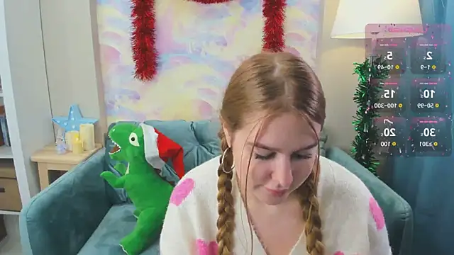 Snapshot of Ellie_Wellie chatting on December 29, 5:22 pm Ellie Wellie online show from December 29, 5:22 pm