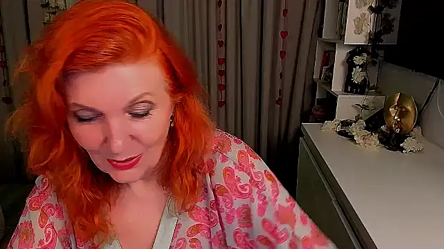 Fire-Fox-One online show from October 6, 7:33 pm