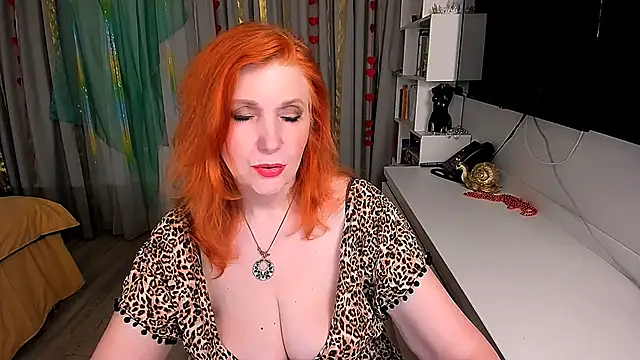 Snapshot of Fire-Fox-One chatting on March 21, 1:21 am Fire-Fox-One online show from March 21, 1:21 am