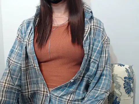 Snapshot of Mistress_Viktoria chatting on January 13, 5:35 am Mistress Viktoria online show from January 13, 5:35 am