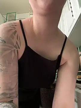 MayaMystic online show from April 21, 8:20 am