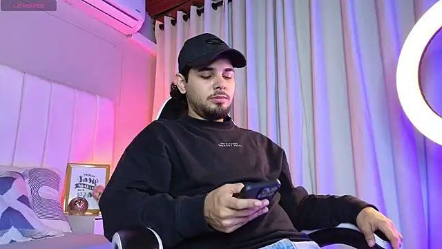 Samir bear online show from February 21, 12:28 pm