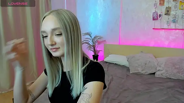 Cheryl  Brown online show from February 23, 3:45 am