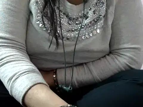 Housewife12 online show from January 24, 8:13 am