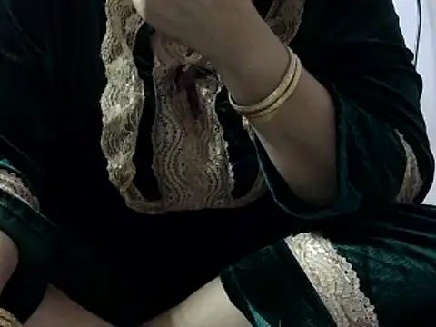 Housewife12 online show from March 13, 2:12 pm