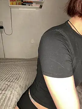 AmmyRich1 online show from May 20, 5:13 am