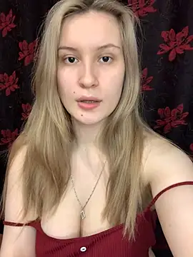 Snapshot of Sweet_white_chocolate chatting on December 30, 6:49 pm Sweet white chocolate online show from December 30, 6:49 pm