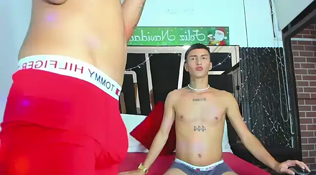 Snapshot of Angel_xxx chatting on December 20, 3:03 am Angel xxx online show from December 20, 3:03 am