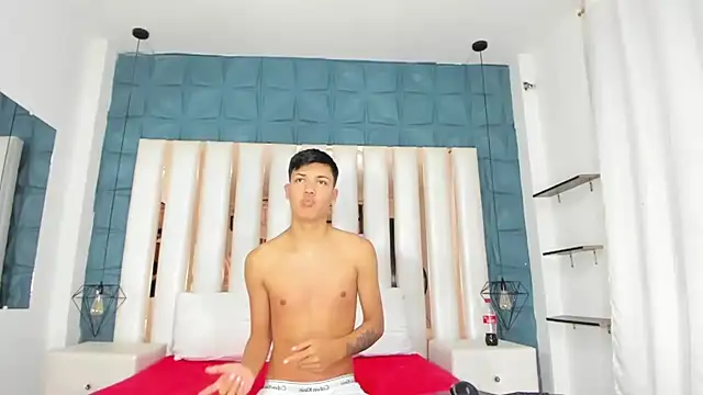 Snapshot of Angel_xxx chatting on February 13, 7:42 pm Angel xxx online show from February 13, 7:42 pm