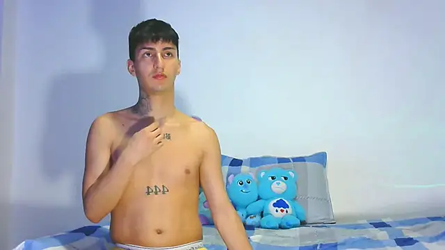 Snapshot of Angel_xxx chatting on March 23, 5:21 am Angel xxx online show from March 23, 5:21 am