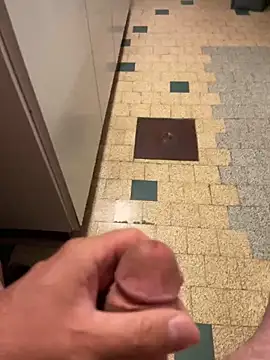 mikiss789 online show from October 1, 3:34 am