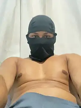 rickzinnxz online show from December 19, 5:29 pm