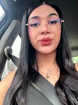 RoseCassie online show from January 15, 12:43 pm