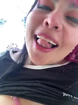 Snapshot of Pinky-Flower chatting on January 9, 8:44 pm Pinky-Flower online show from January 9, 8:44 pm