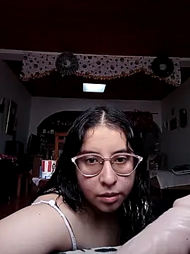 Snapshot of valentina568 chatting on October 19, 7:36 pm valentina568 online show from October 19, 7:36 pm